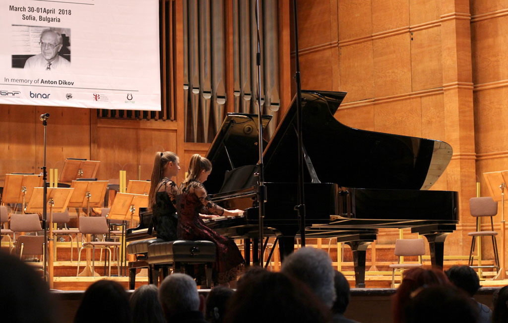 VIVAPIANO International Competition for Non-professional Pianists