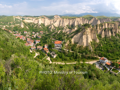 Melnik - Combination of Local Wine and Mysterious Rock Pyramids